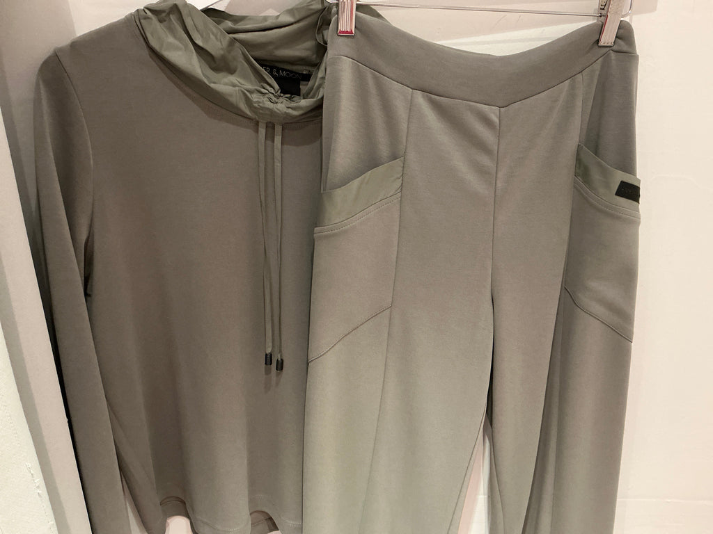 Sage Green Jersey Pants with Contrasting Pockets