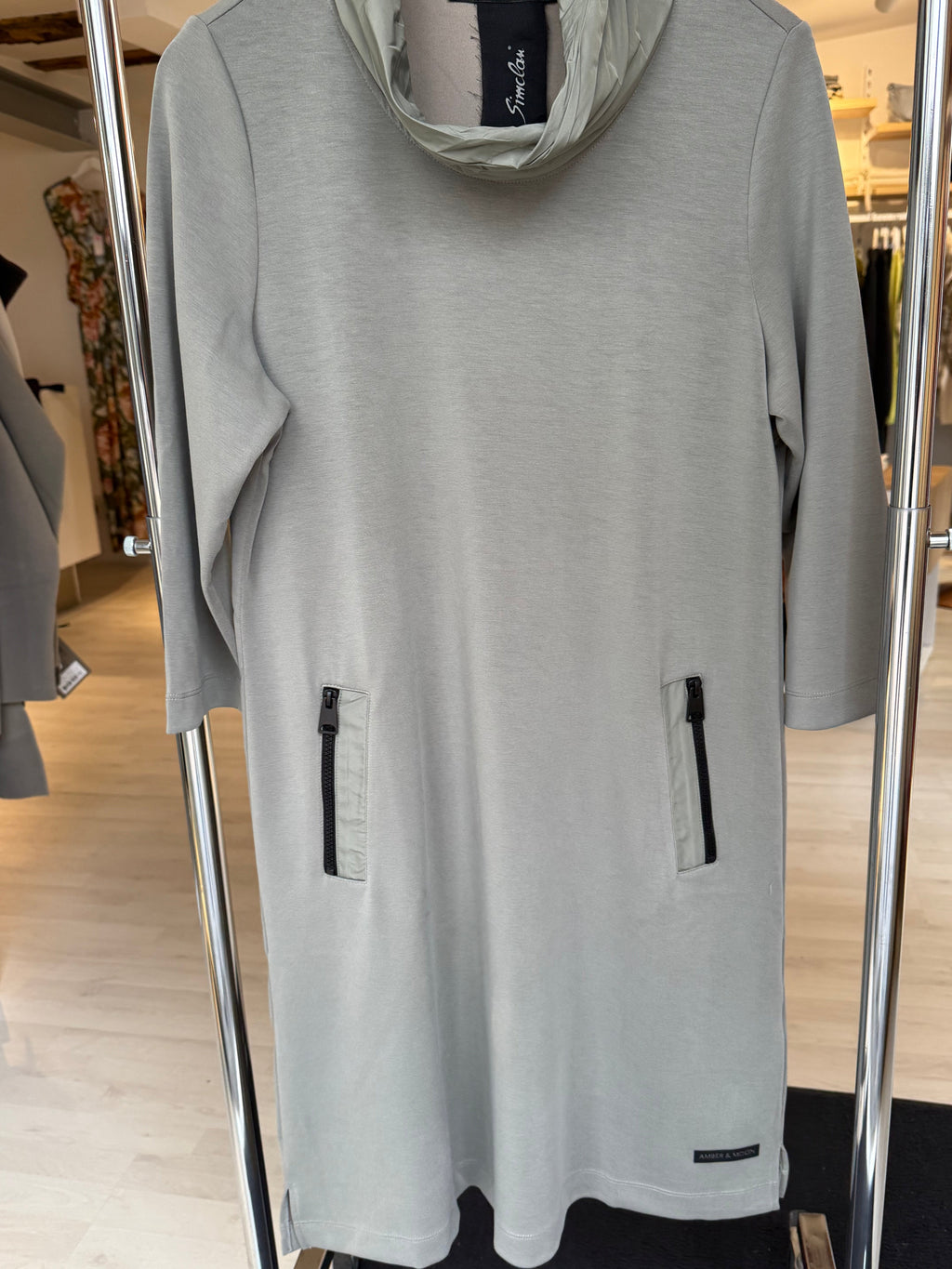 Basil Dress with Side Zippers Comfortable and Chic