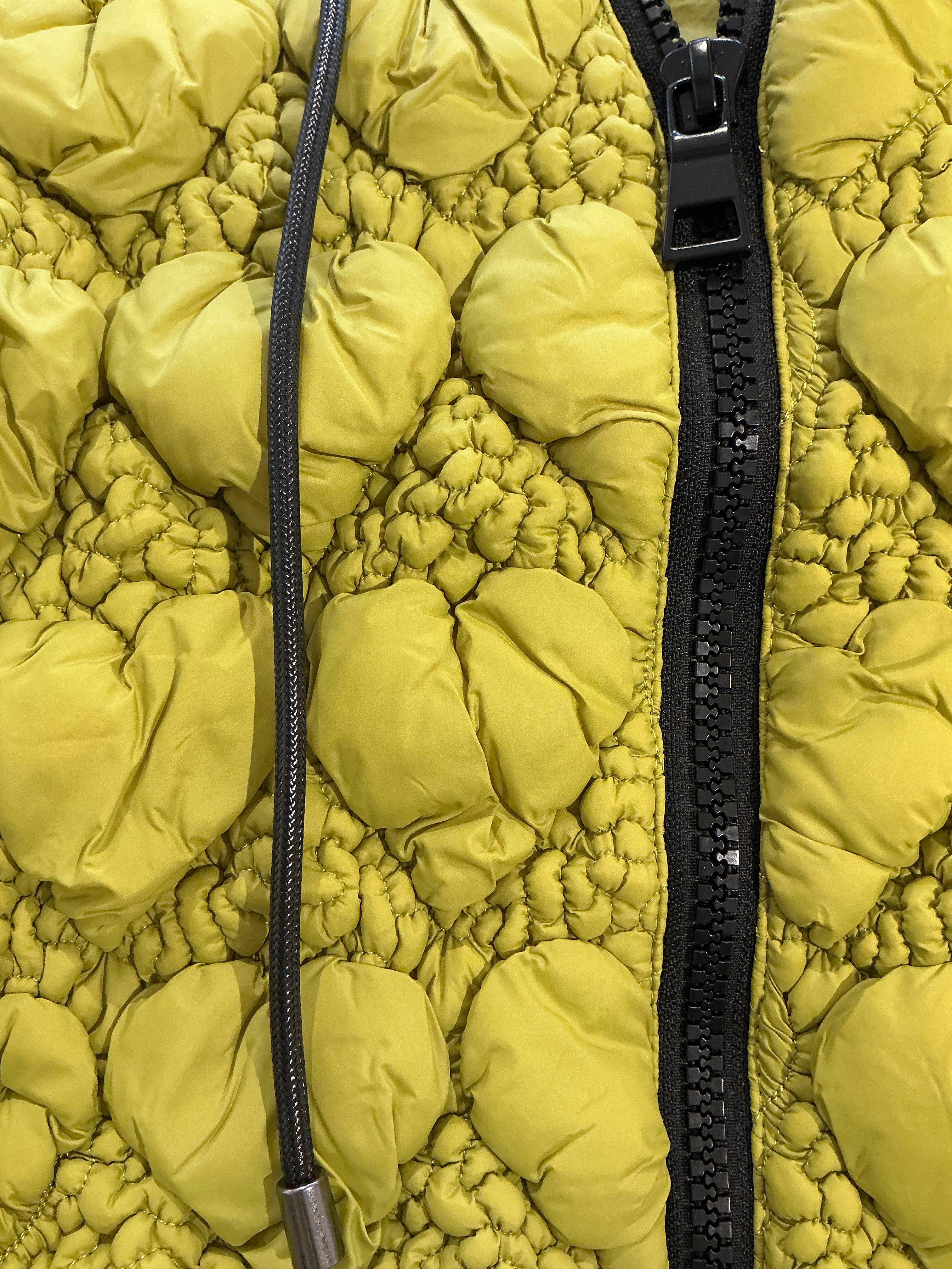 3D Bubble Effect Quilted Vest Basil Green