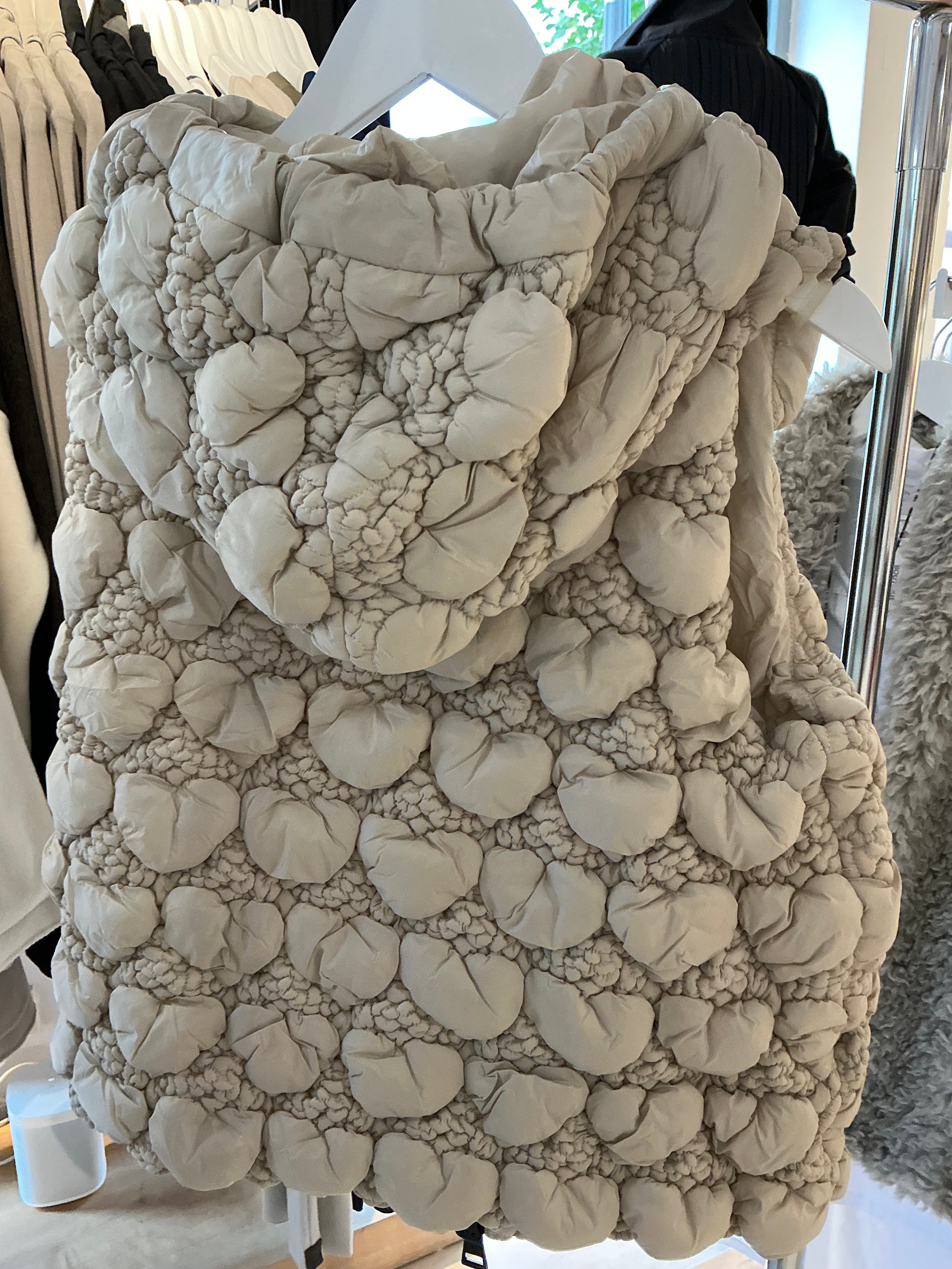 3D Bubble Effect Quilted Vest Basil Cream Beige