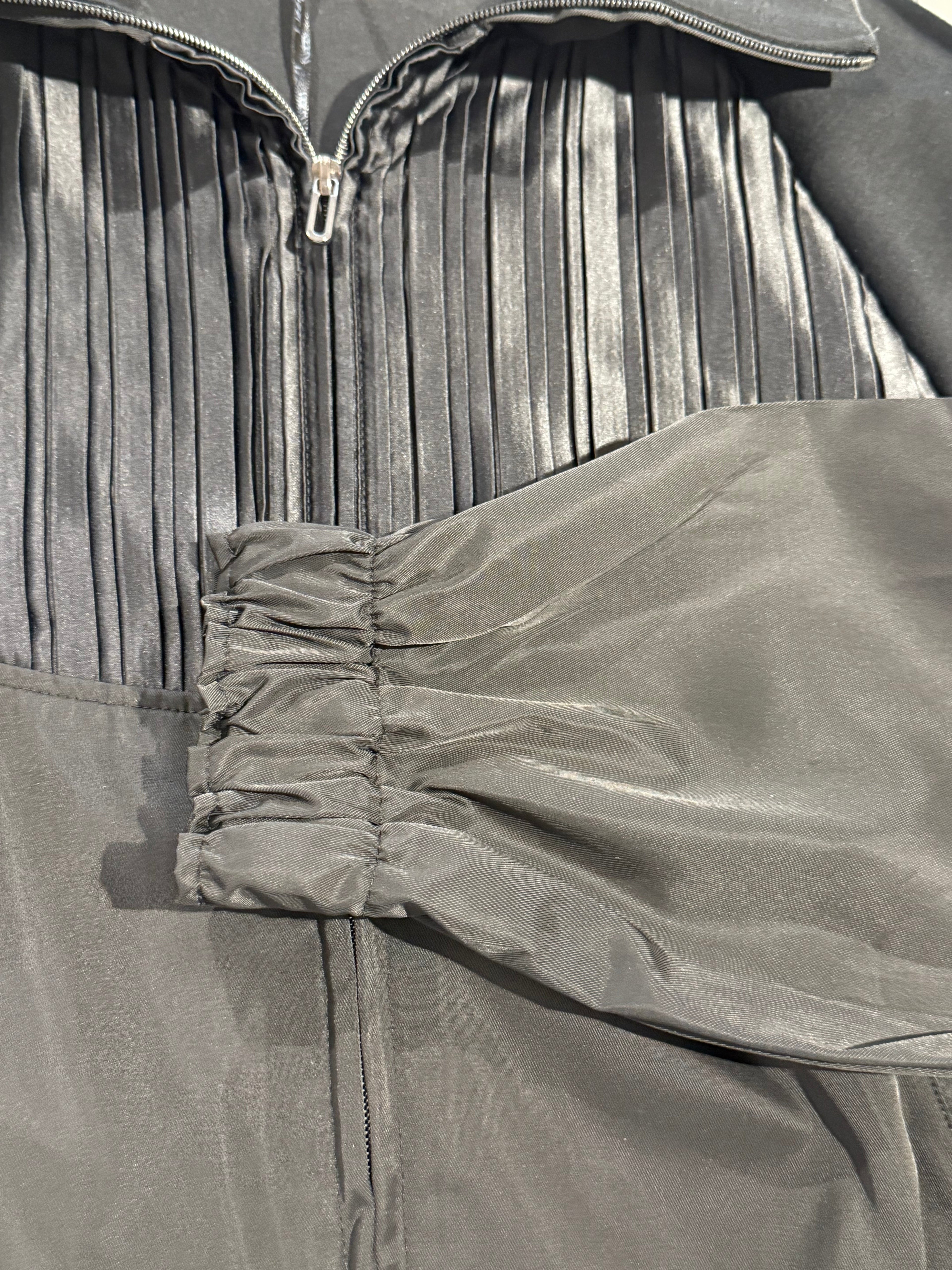Sporty-Chic Zip Jacket with Pleated Front