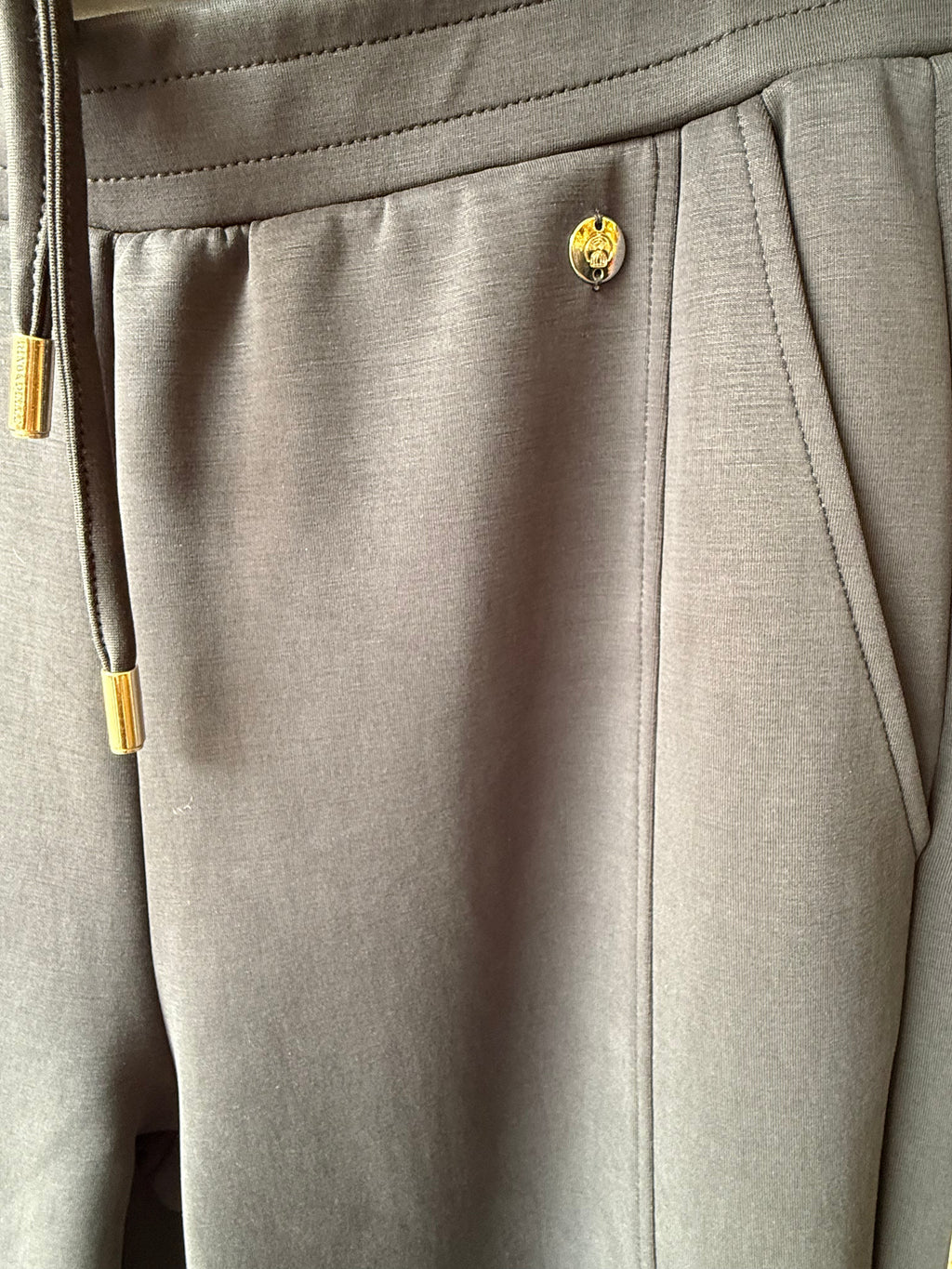 Regular length pants with straight wide leg