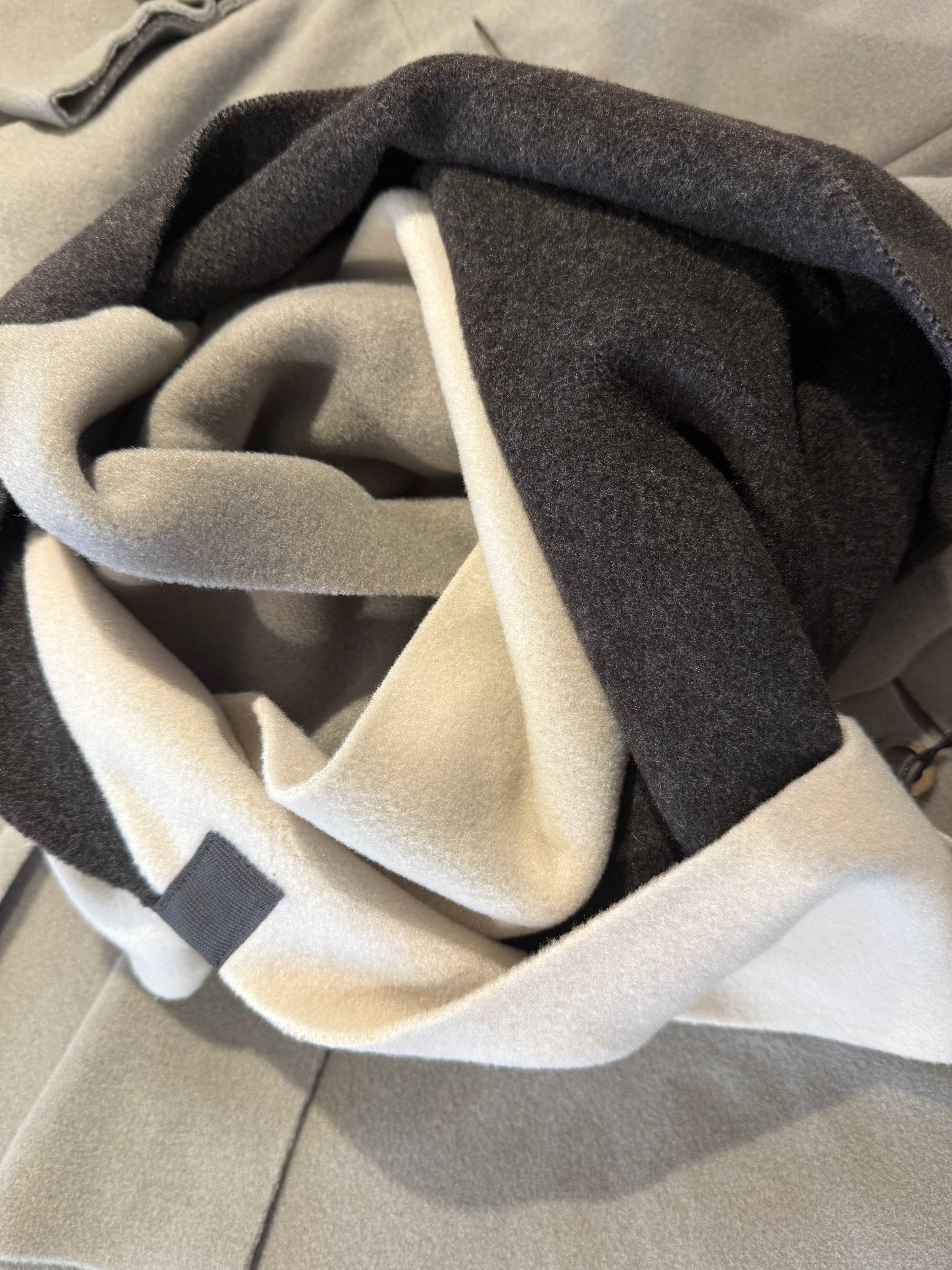 SCARF CHOKOLATE/ELEPH/KIT