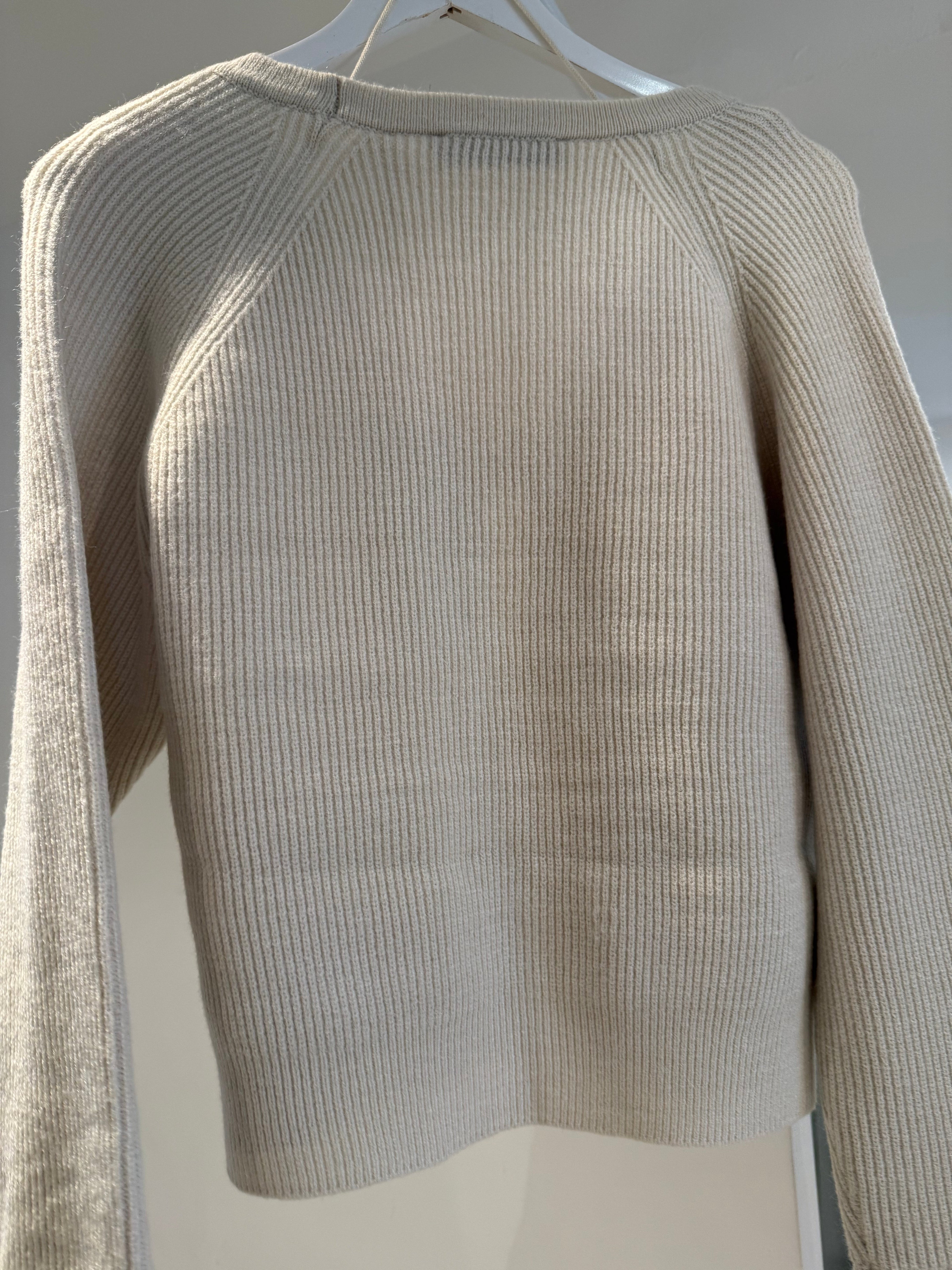 Knitted Cardigan with Bows - Birch