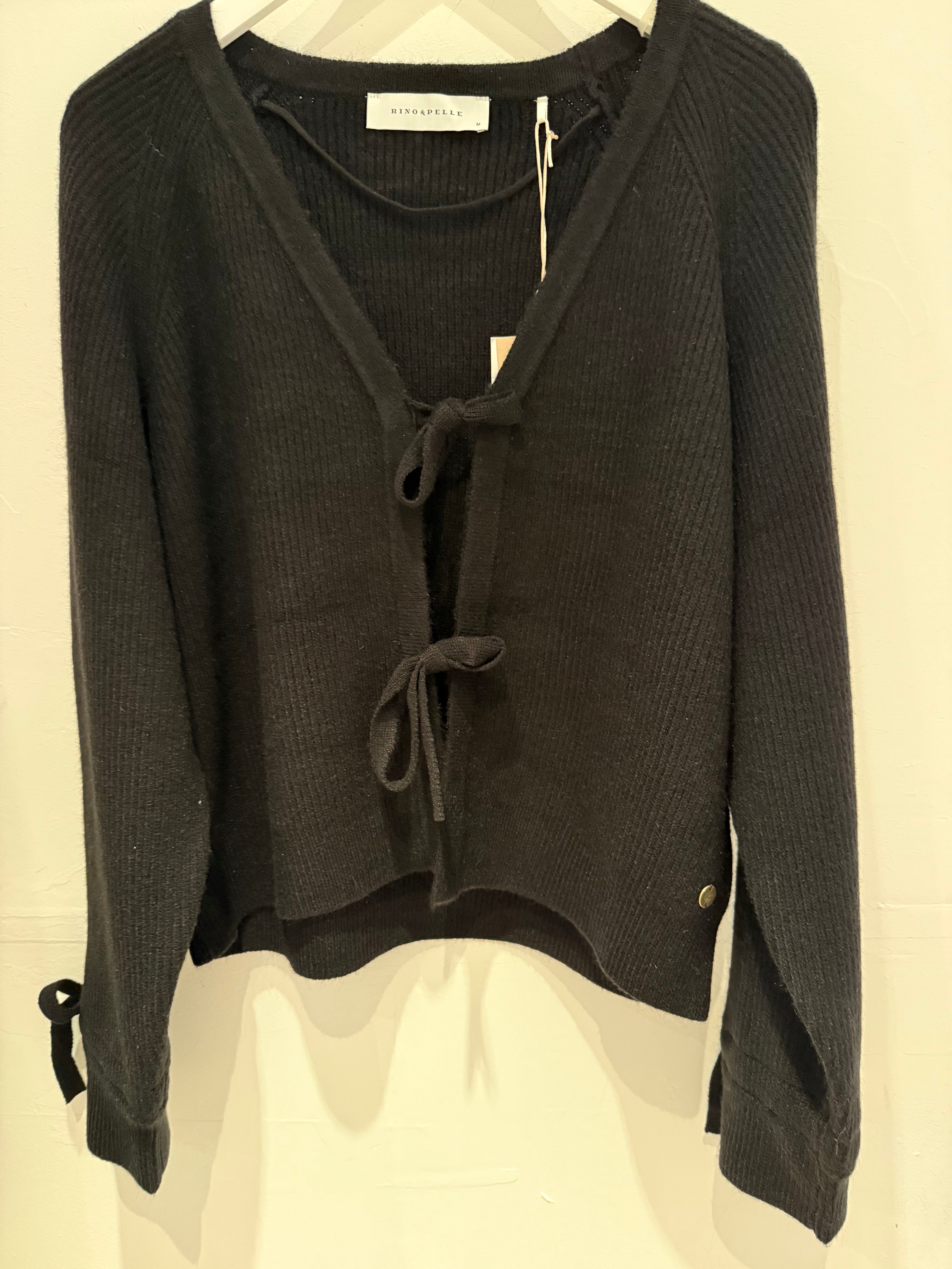 Knitted Cardigan with bows – Black