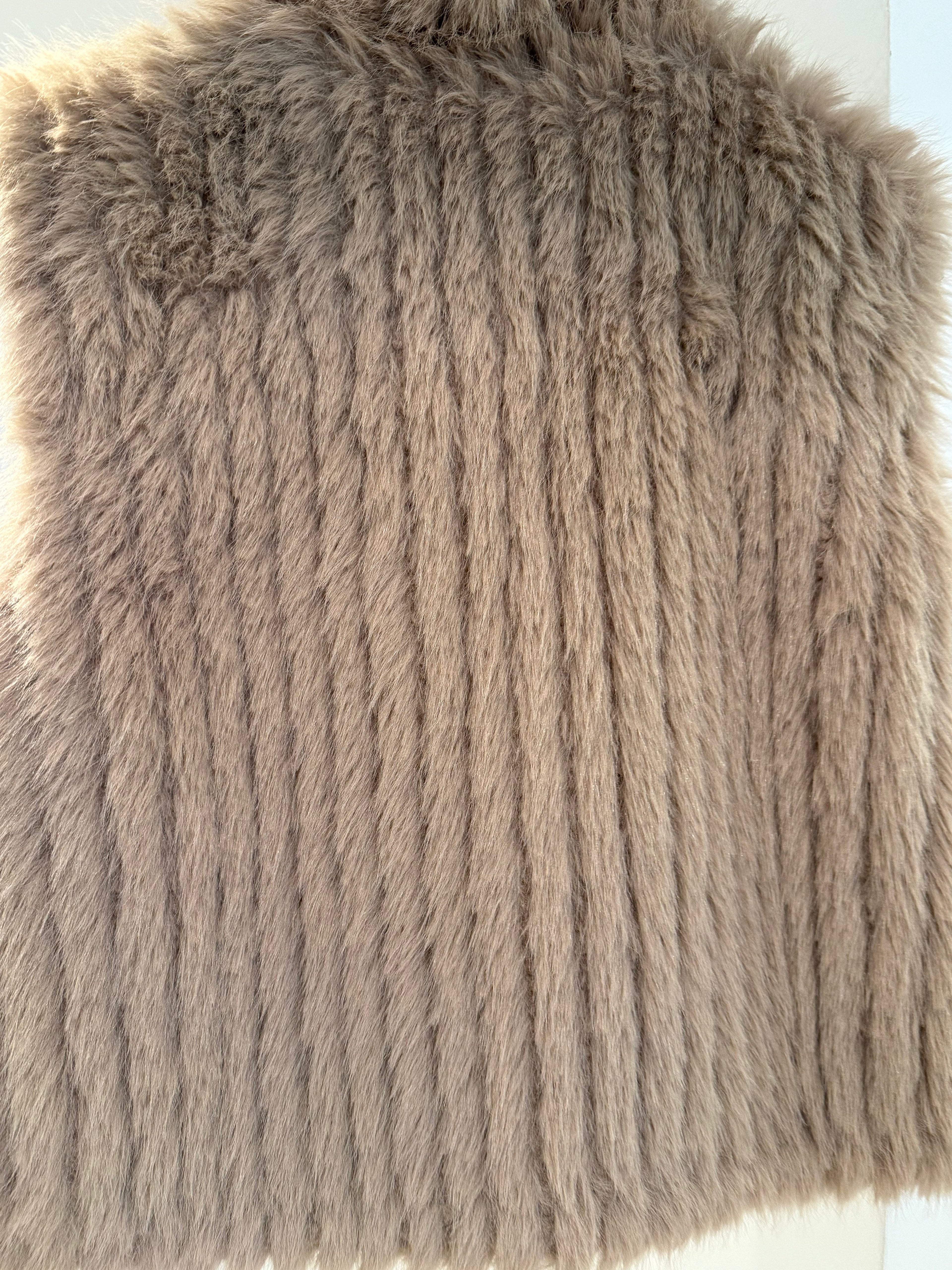 Gilet with closure - Oat