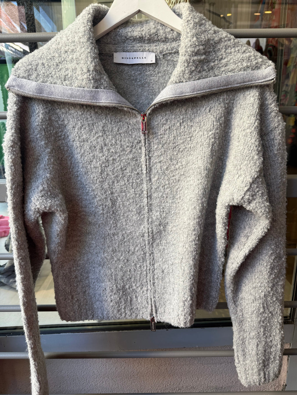 Cardigan with zipper clousure - grey