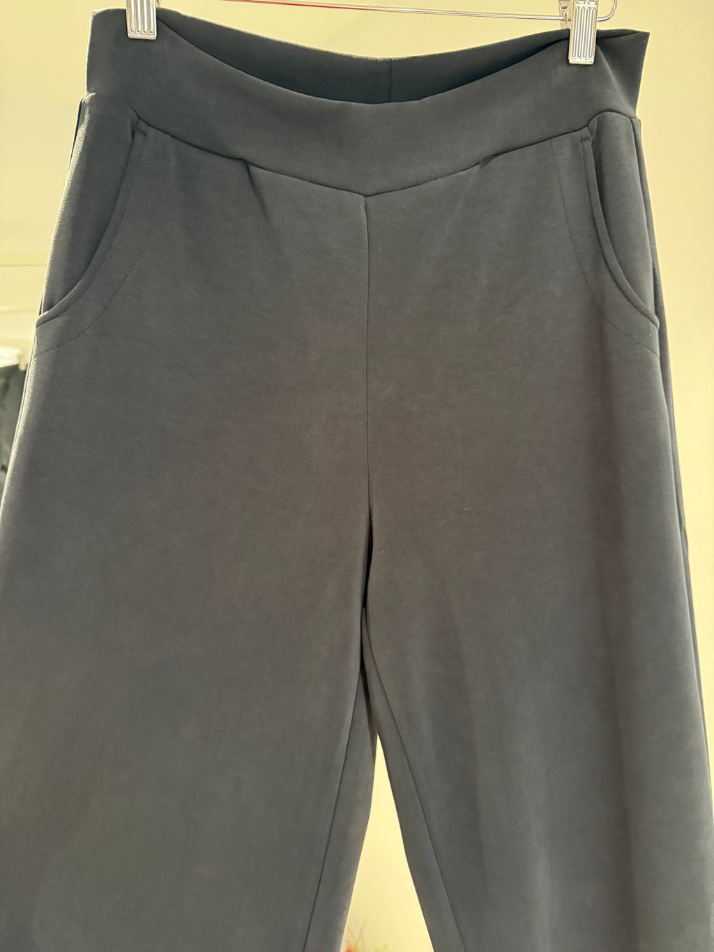 Black Jersey Pants with Side Pockets Soft and Comfortable