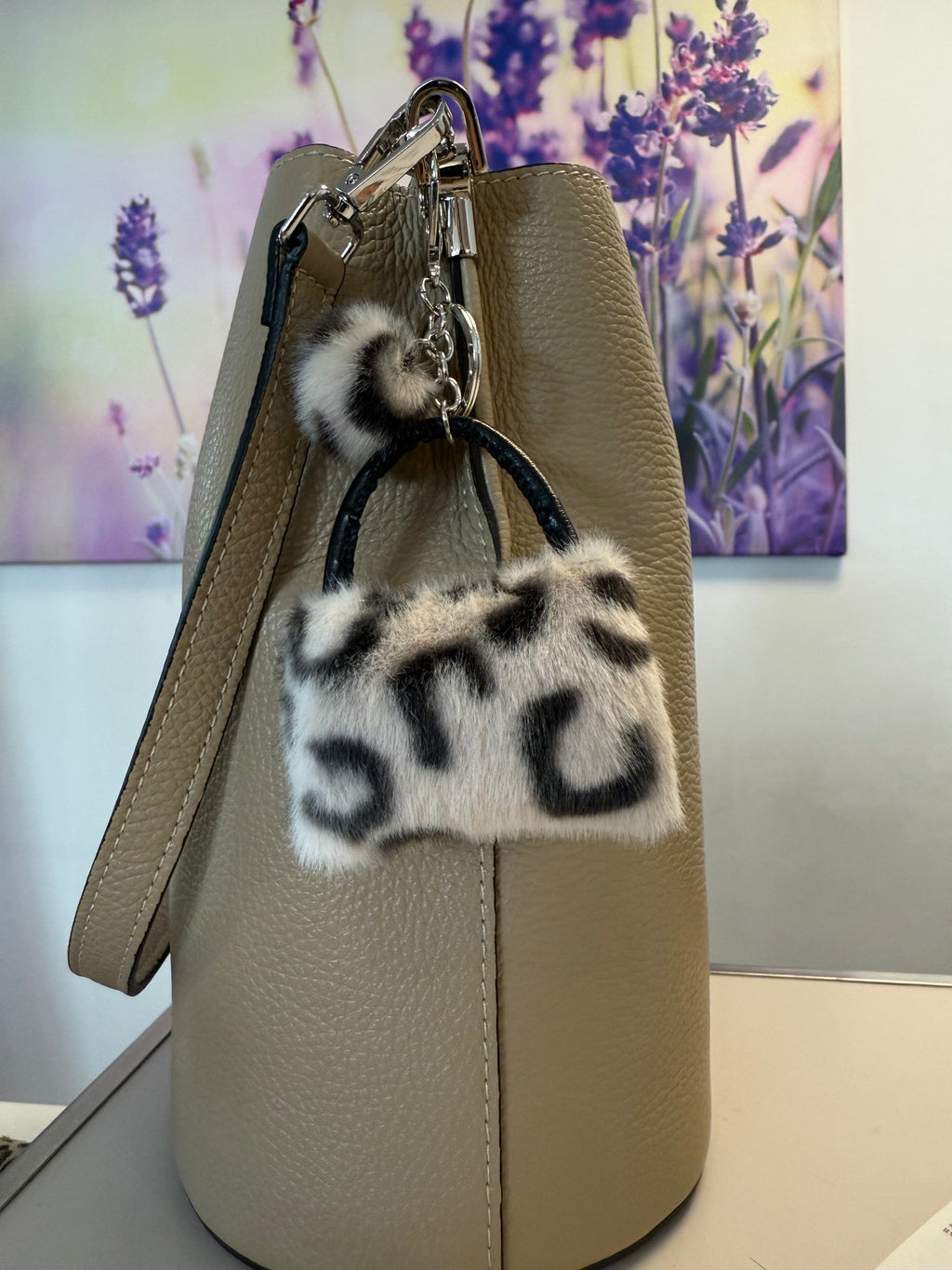 Italian Leather Bucket Bag - Beige