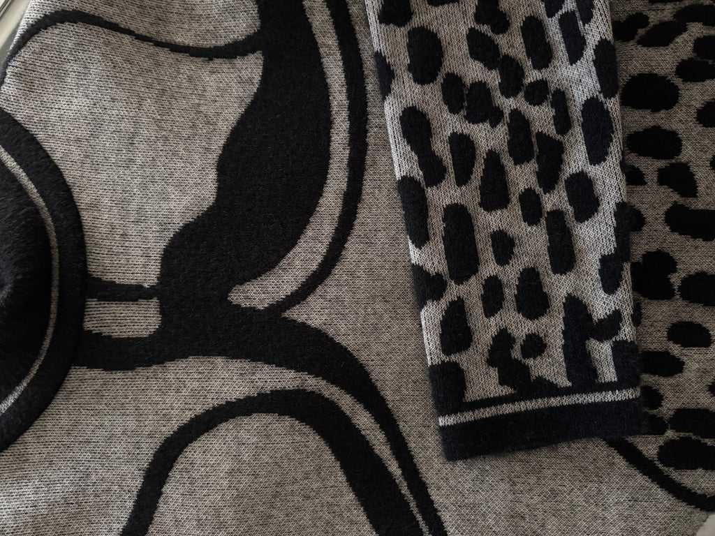 Wavy Leo Pattern Top