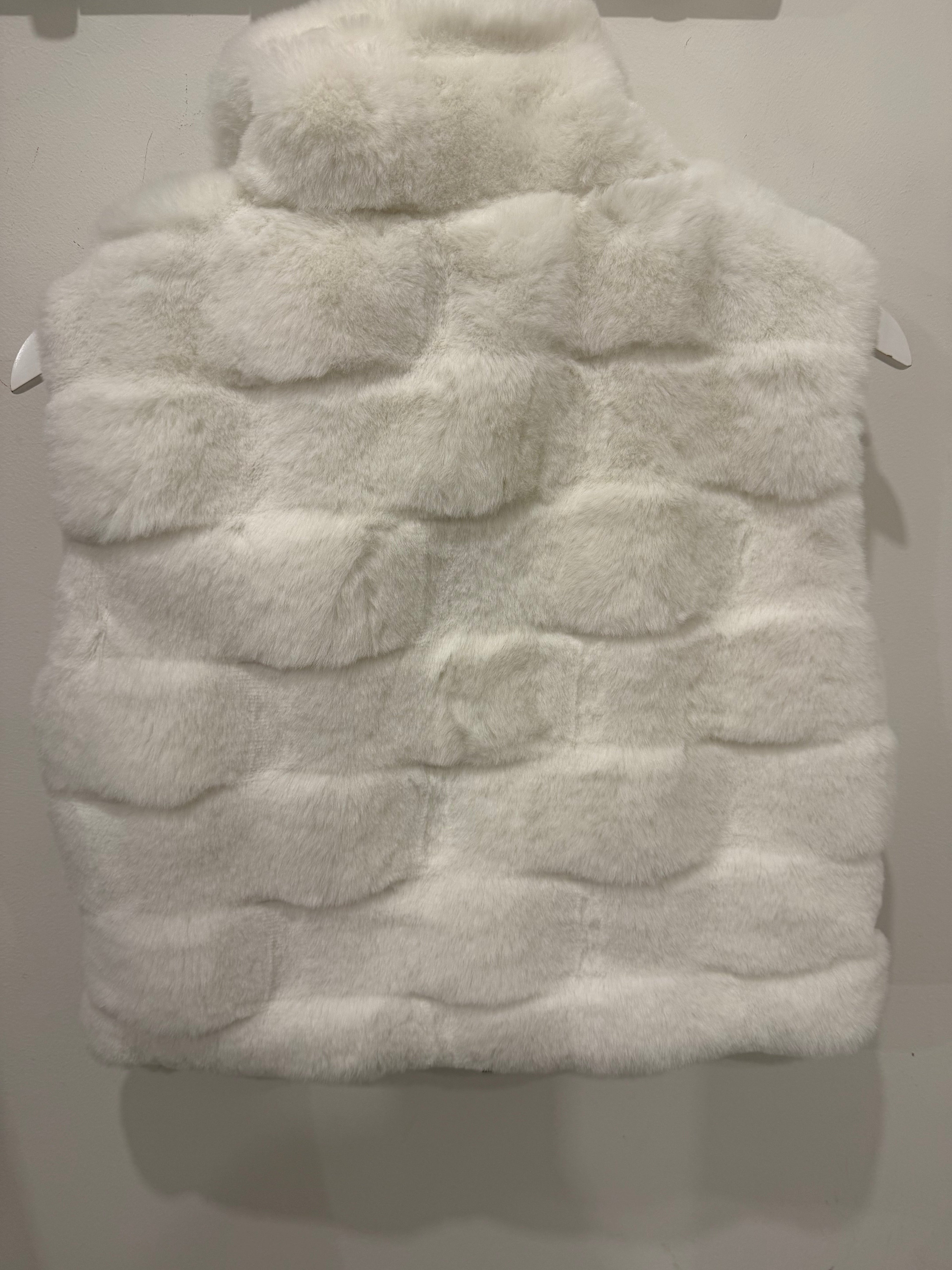 Faux Fur Vest – White